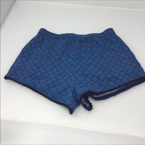 Tucker + Tate Girls Geometric Print Shorts (E8) - Picture 2 of 4